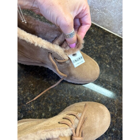 UGG Classic Femme Lace Bootie Chestnut NEW Size 8.5 - Picture 8 of 10